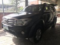 Well-kept Toyota Fortuner 2010 for sale