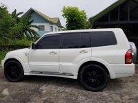 Selling our 2004 MITSUBISHI Pajero ck gasoline 