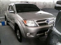Well-kept Toyota Hilux 2005 for sale