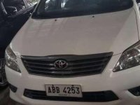 2014 TOYOTA Innova J manual diesel white FOR SALE