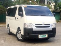 Toyota HiAce GL 2016 MT White Van For Sale 