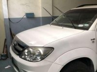 Toyota Fortuner 2005 AT D4D White For Sale 