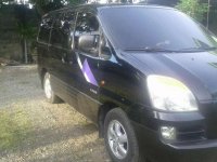 Hyundai Starex Grx CRDi 2005 AT Black Van For Sale 