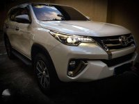 Toyota Fortuner V Automatic 2017 White For Sale 