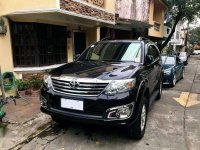 Toyota Fortuner 2.5 AT Diesel Black 2012 Low Mileage for sale