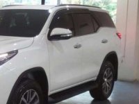 Toyota Fortuner V 4x2 AT Gray Pickup For Sale 