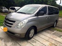 Hyundai Grand Starex VGT CRDi AT Silver For Sale 