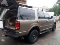 Ford Expedition 2002 AT Beige SUV For Sale 