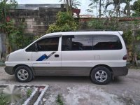 2004 Hyundai Starex GRX White Van For Sale 