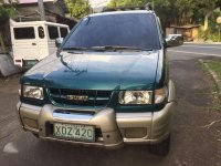 Isuzu xuv 2002 matic for sale 