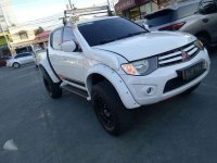 2012 Mitsubishi Strada Matic Glx V White For Sale 