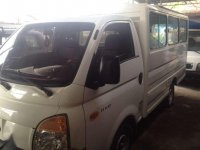 Hyundai H100 2009 MT White Truck For Sale 