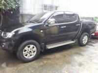 Mitsubishi Strada glx 2013 for sale