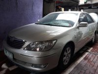 Selling Toyota Camry 2.0 G 2004