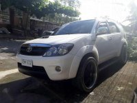 Toyota Fortuner V --- 4x4 for sale