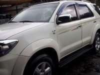 Rush sale Toyota Fortuner g  2011 model 