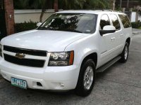 2011 Chevrolet Suburban White for sale