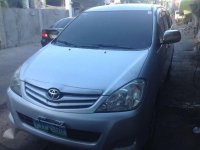 2011 Toyota Innova J with only 92k miles for sale