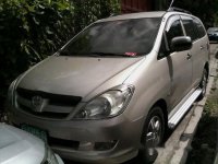 Well-maintained Toyota Innova E 2008 for sale
