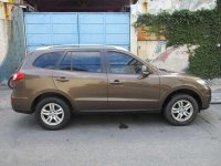 2011 HYUNDAI SANTA FE - automatic transmission - super FRESH for sale