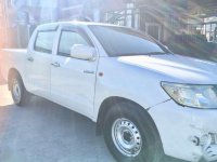 Toyota Hilux 2013 J Diesel 2.5liters MT 4x2 for sale