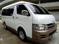 2010 Toyota Hi-ace Grandia GL private for sale