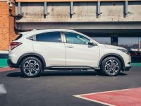 2015 Honda HRV Mugen 1.8cc AT While only 22T kms 1st Owner Lady Owner