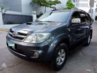 Toyota Fortuner 4x4 D4D 2005 AT Gray For Sale 