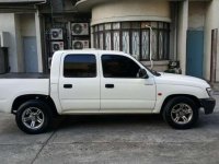 Toyota Hilux 2002 for sale 