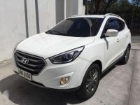 2015 Hyundai Tucson 2.0 GAS AT White For Sale 