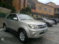 For sale Toyota Fortuner G Automatic 2006model