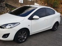 2013 Mazda 2 1.5 AT White Sedan For Sale 
