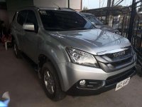 Isuzu MUX 2015 4X2 Manual Diesel Silver For Sale 