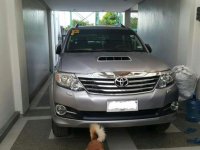2015 Toyota Fortuner 2.5V (Top of the lin) AT