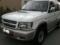 Rush sale! Isuzu Trooper local owner leaving 2001