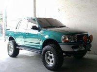 2001 Ford Expedition 4x4 (Blue) and 1997 Ford Expedition 4x4 (Green) for sale