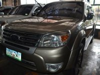 Well-maintained Ford Everest 2013 for sale