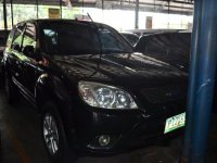Well-maintained Ford Escape 2011 for sale