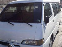 Hyundai Grace Singkit 2002 White Van For Sale 
