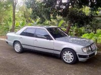 For sale Mercedes Benz W124 1985