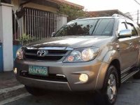 Well-maintained Toyota Fortuner 2006 for sale