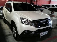 Well-maintained Isuzu MU-X 2016 for sale