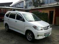 2010 Toyota Avanza J White SUV For Sale 