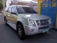 Well-maintained Isuzu Alterra 2010 for sale