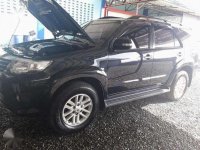 Toyota Fortuner G 2013 Bluish Black Diesel Automatic Pampanga Area