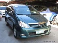 Toyota Innova 2012 Automatic Green For Sale 