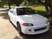 Honda Civic ESi AT White Sedan For Sale 