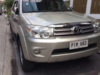 Toyota Fortuner Manual transmission 2011 model for sale