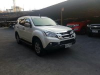 Well-maintained Isuzu MU-X 2015 for sale