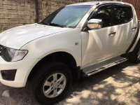 2013 Mitsubishi Strada GLX-V AT for sale 